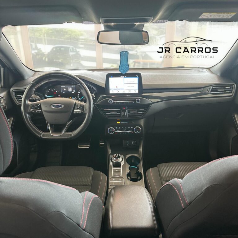 Ford Focus STLine 2019-8